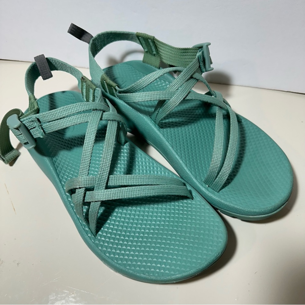 Chaco womens sandal size 6 teal strappy - Picture 2 of 9